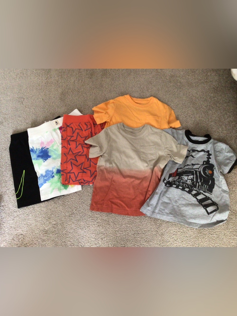 BUNDLE OF “6”- NIKE, GAP - SHORTS & TOPS- BOYS SIZE 5
